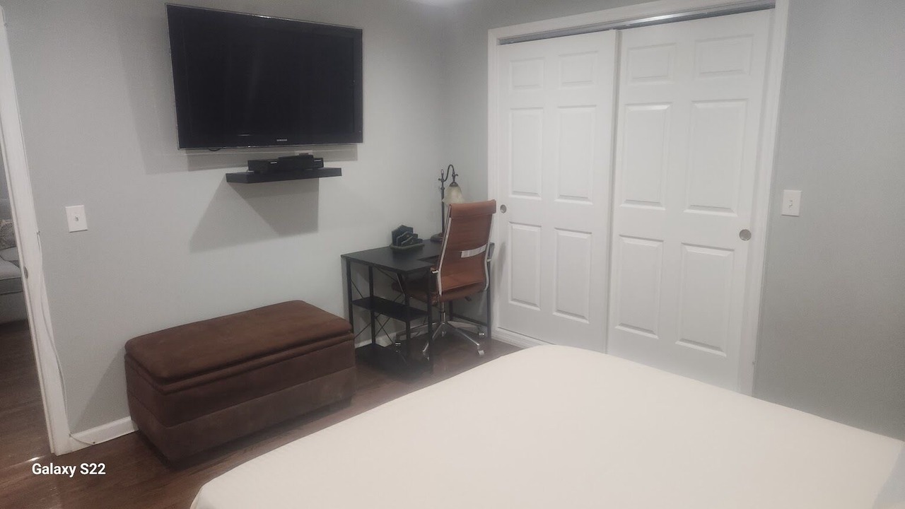 Photo of Bedroom in North Bergen