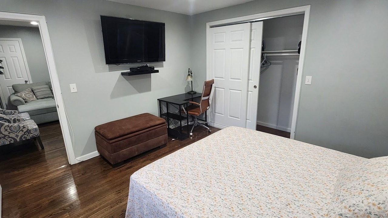Photo of Bedroom in North Bergen