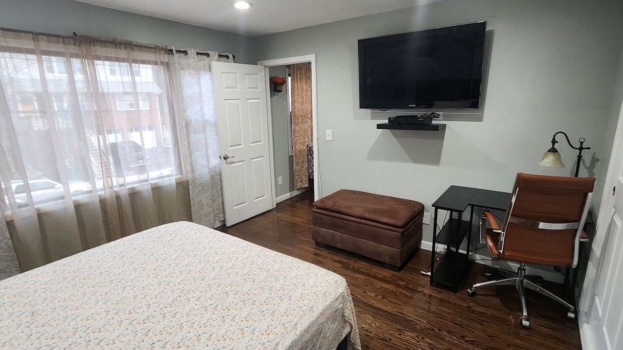 Photo of Bedroom in North Bergen
