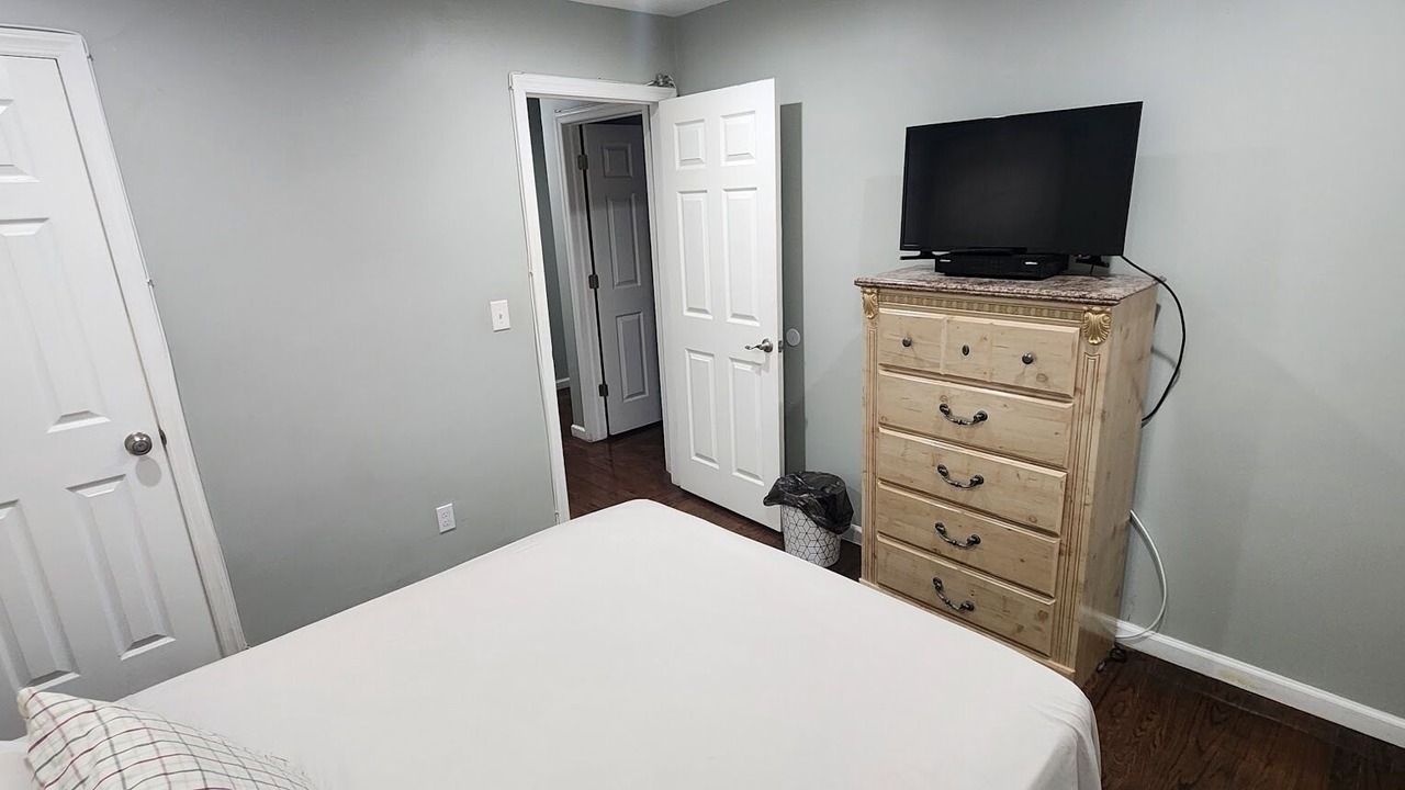 Photo of Bedroom in North Bergen