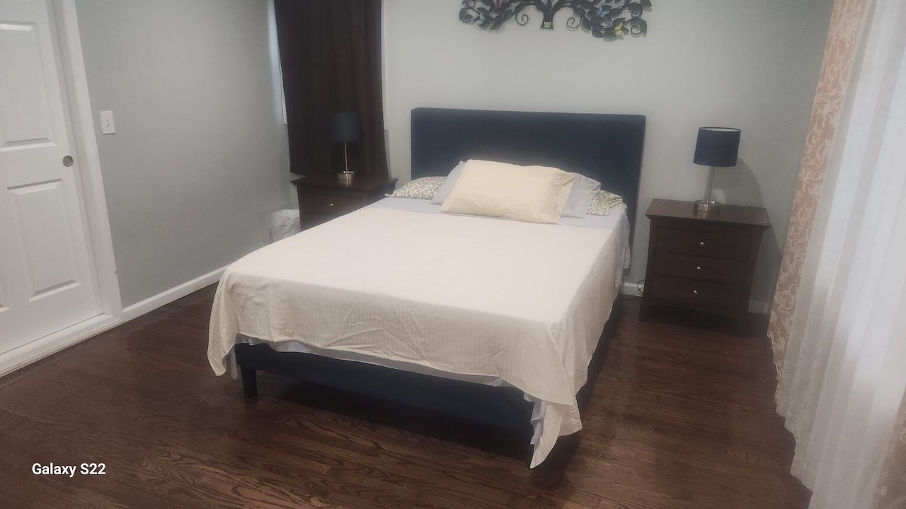 Photo of Bedroom in North Bergen