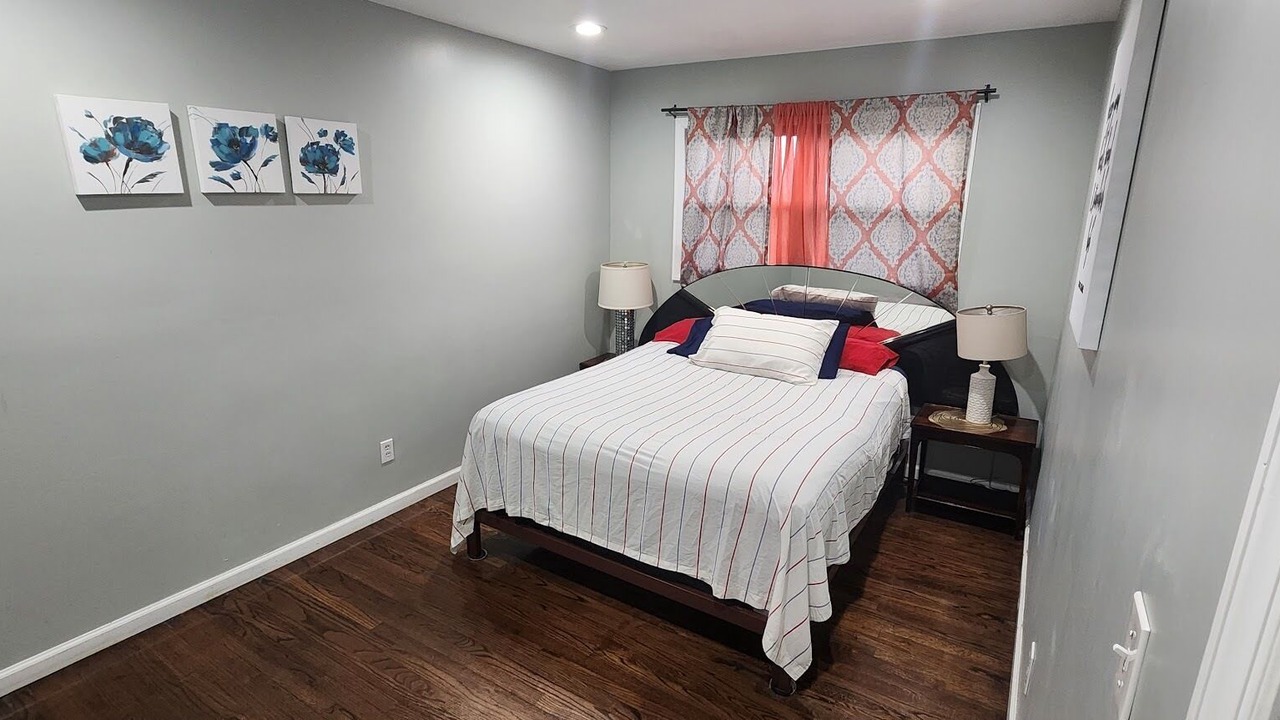 Photo of Bedroom in North Bergen