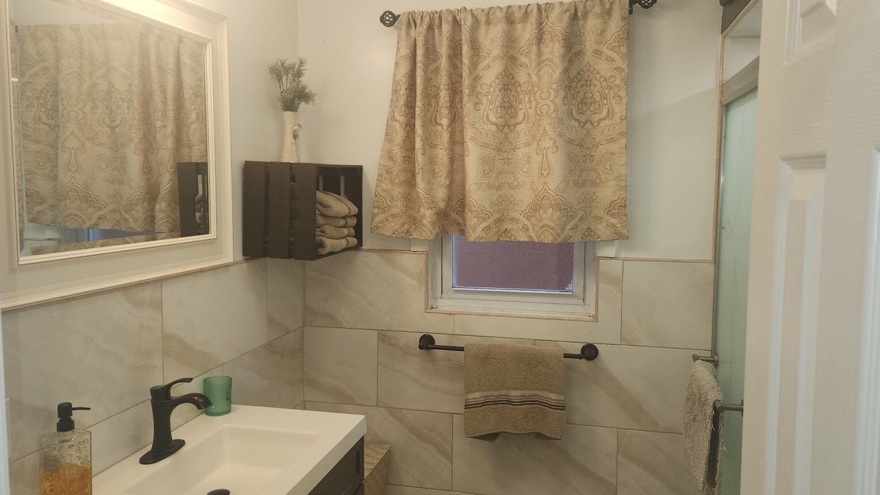 Photo of Bathroom in North Bergen