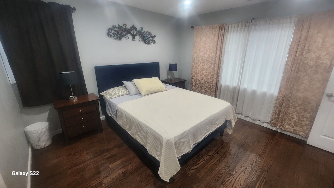 Photo of Bedroom in North Bergen