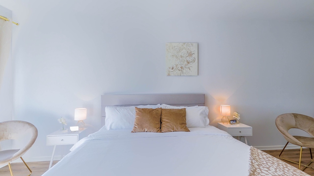Photo of Bedroom in Carteret