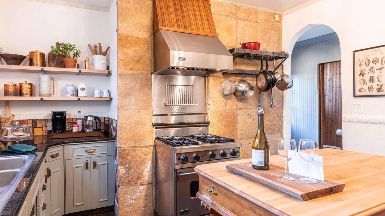 Photo of Kitchen in East Memphis