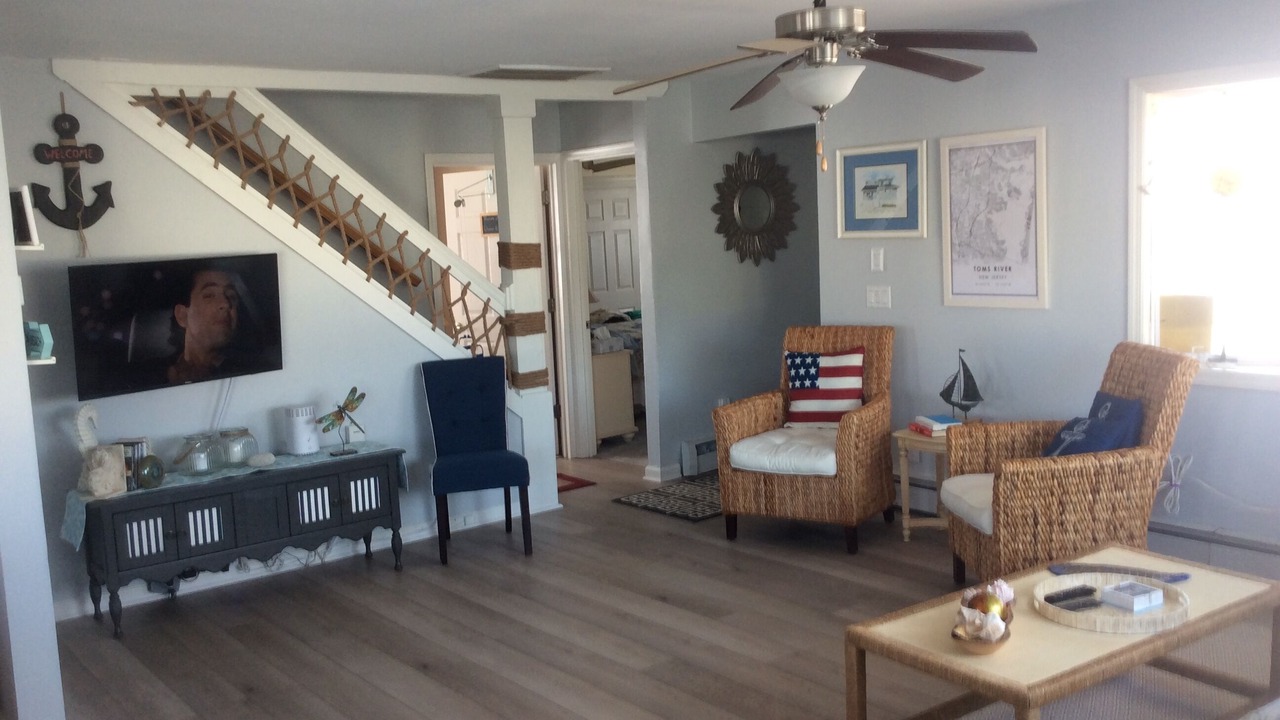 Photo of Livingroom in Ortley Beach