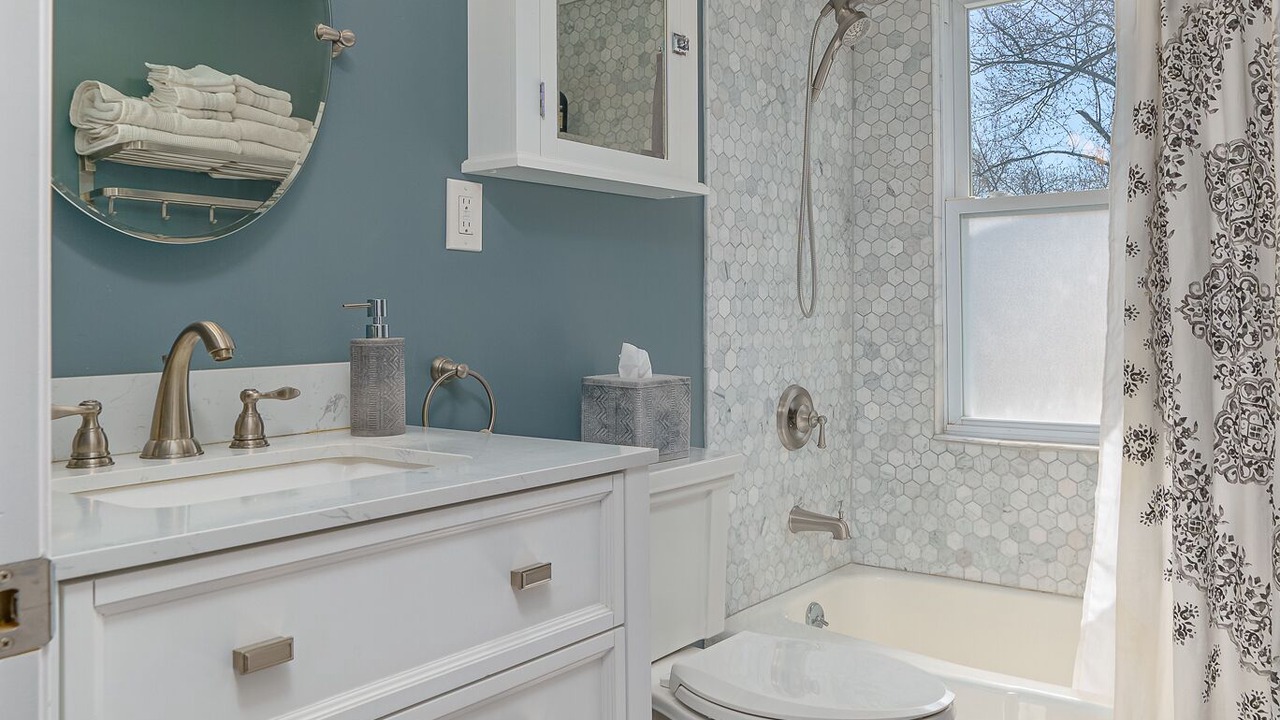 Photo of Bathroom in Hinckley