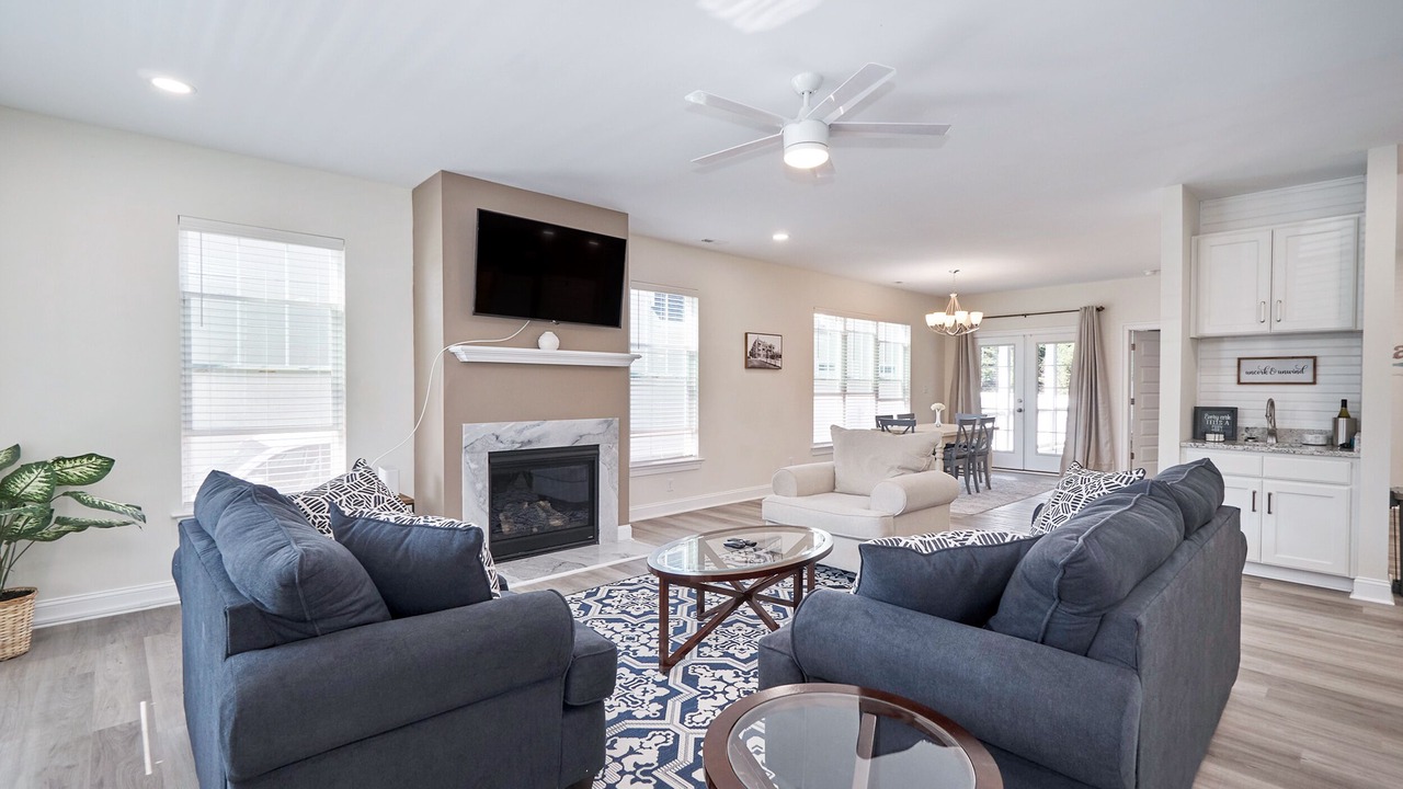 Photo of Livingroom in Buckroe Beach