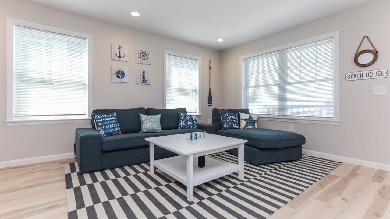 Photo of Livingroom in Ortley Beach