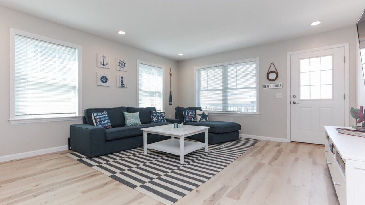 Photo of Livingroom in Ortley Beach