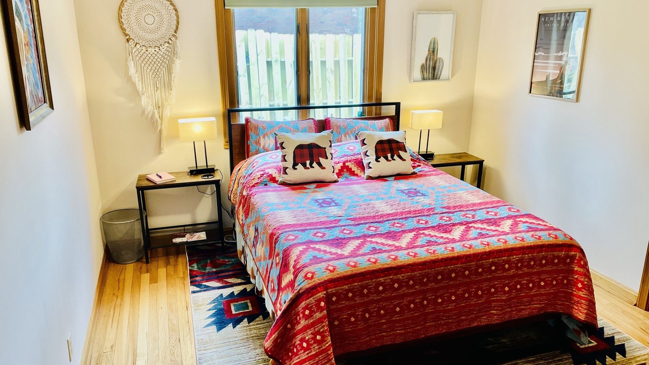Photo of Bedroom in Fairlawn Heights