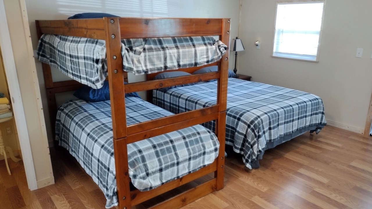 Photo of Bedroom in Ashley Oaks