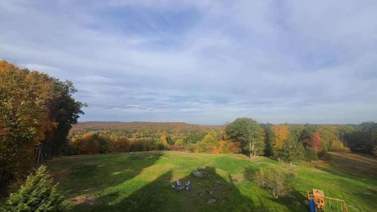Photo of Others in Monticello