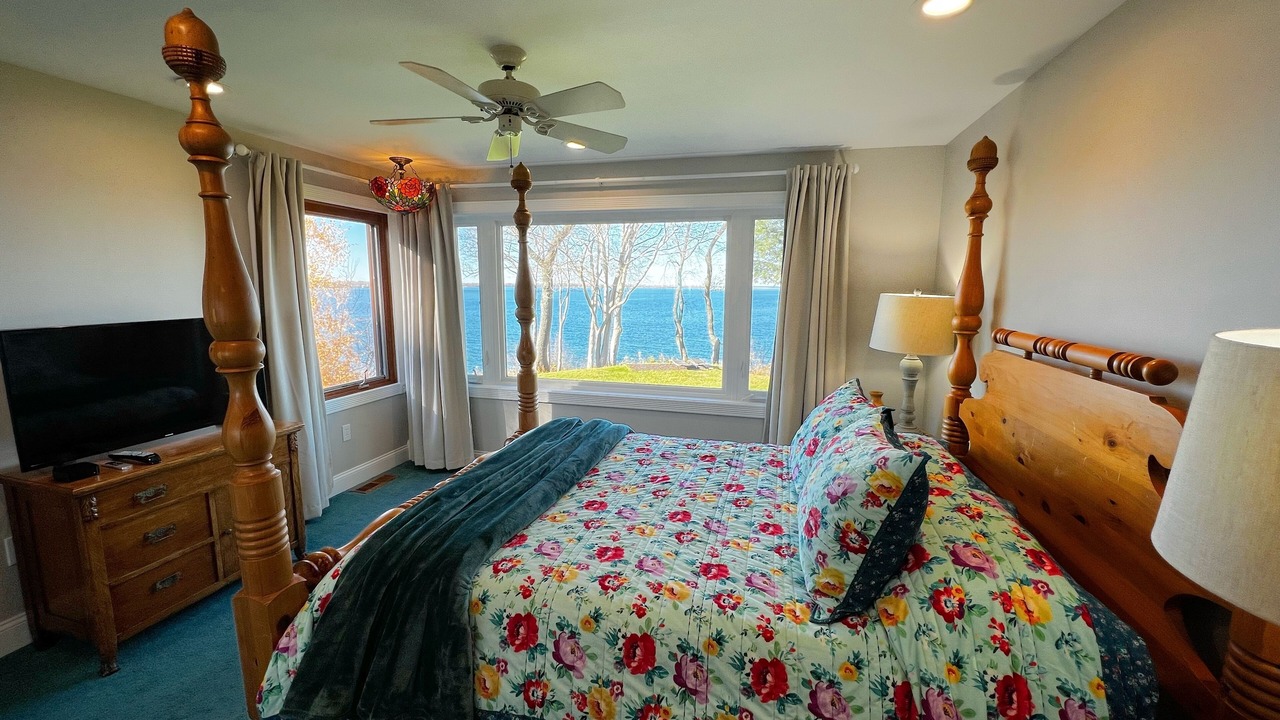 Photo of Bedroom in Erie