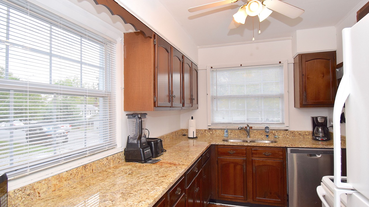 Photo of Kitchen in Oak Ridge