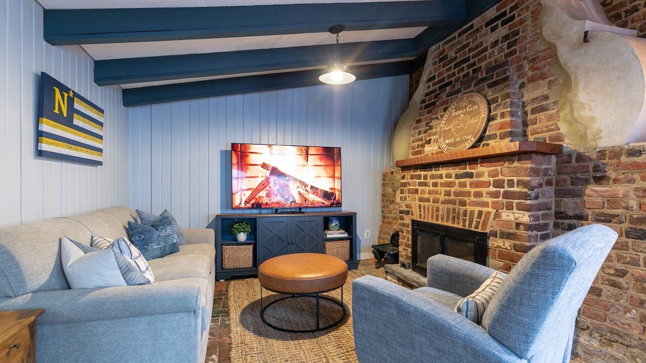 Photo of Bedroom in Historic District