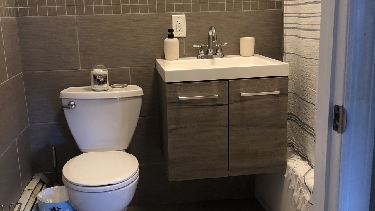 Photo of Bathroom in Constable Hook