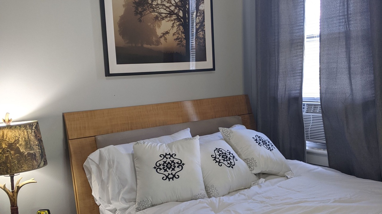Photo of Bedroom in Emporium