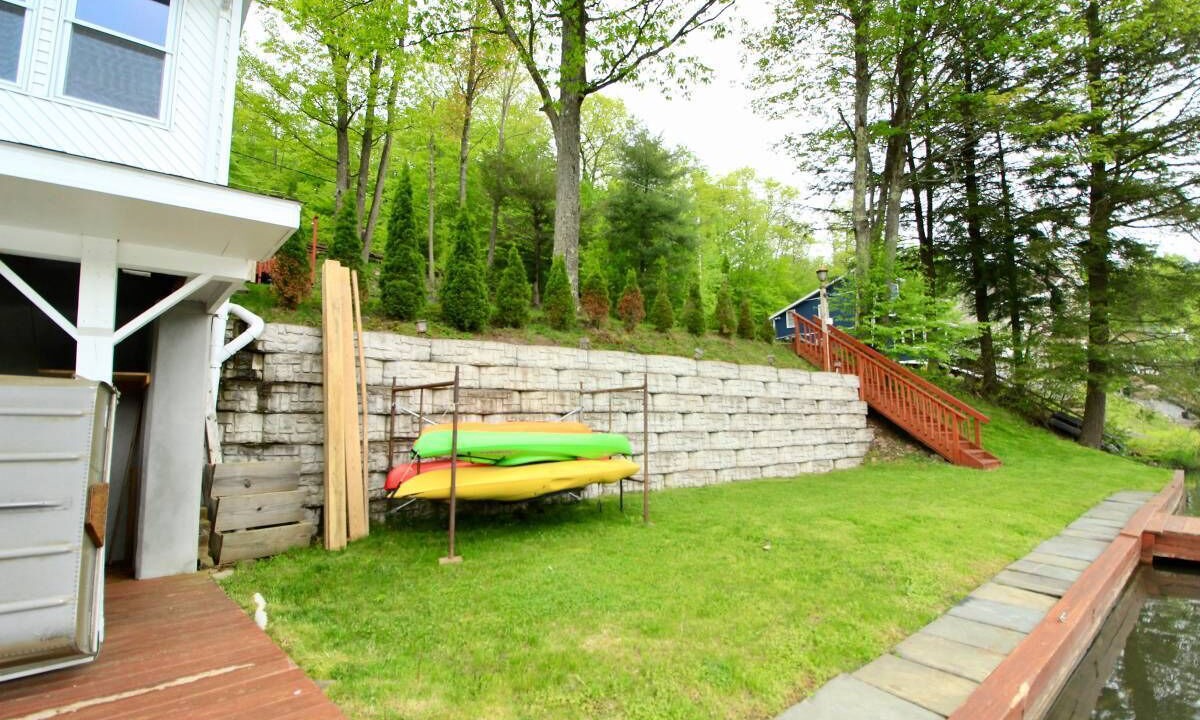 Photo of Outdoor in Hancock