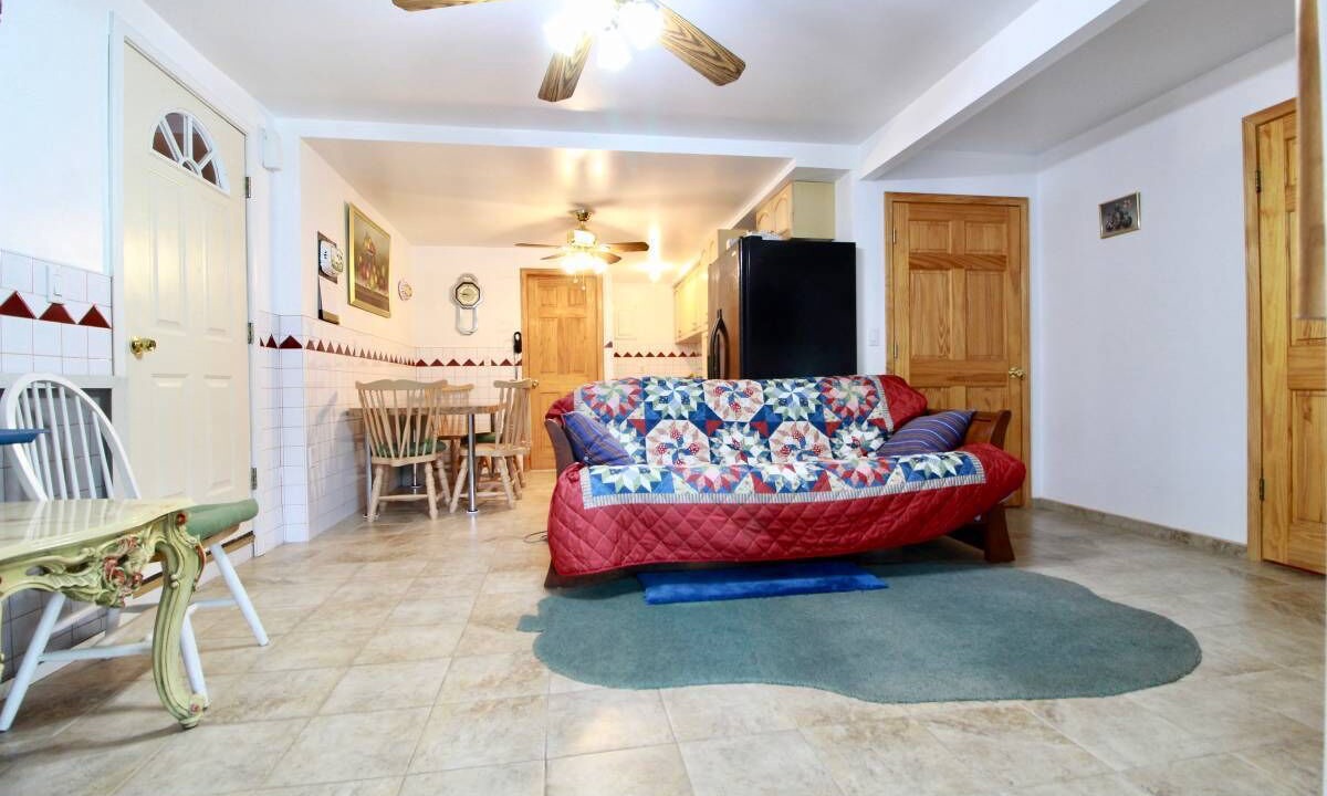 Photo of Livingroom in Hancock