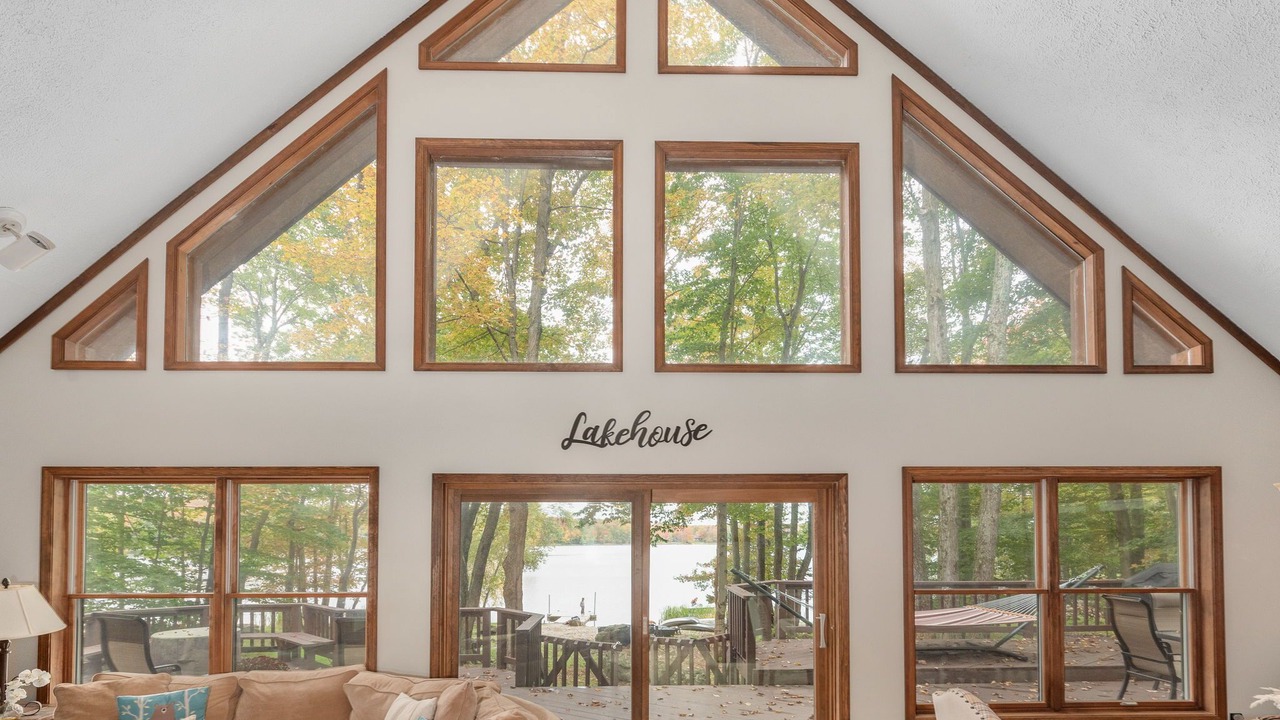 Photo of Livingroom in Gouldsboro