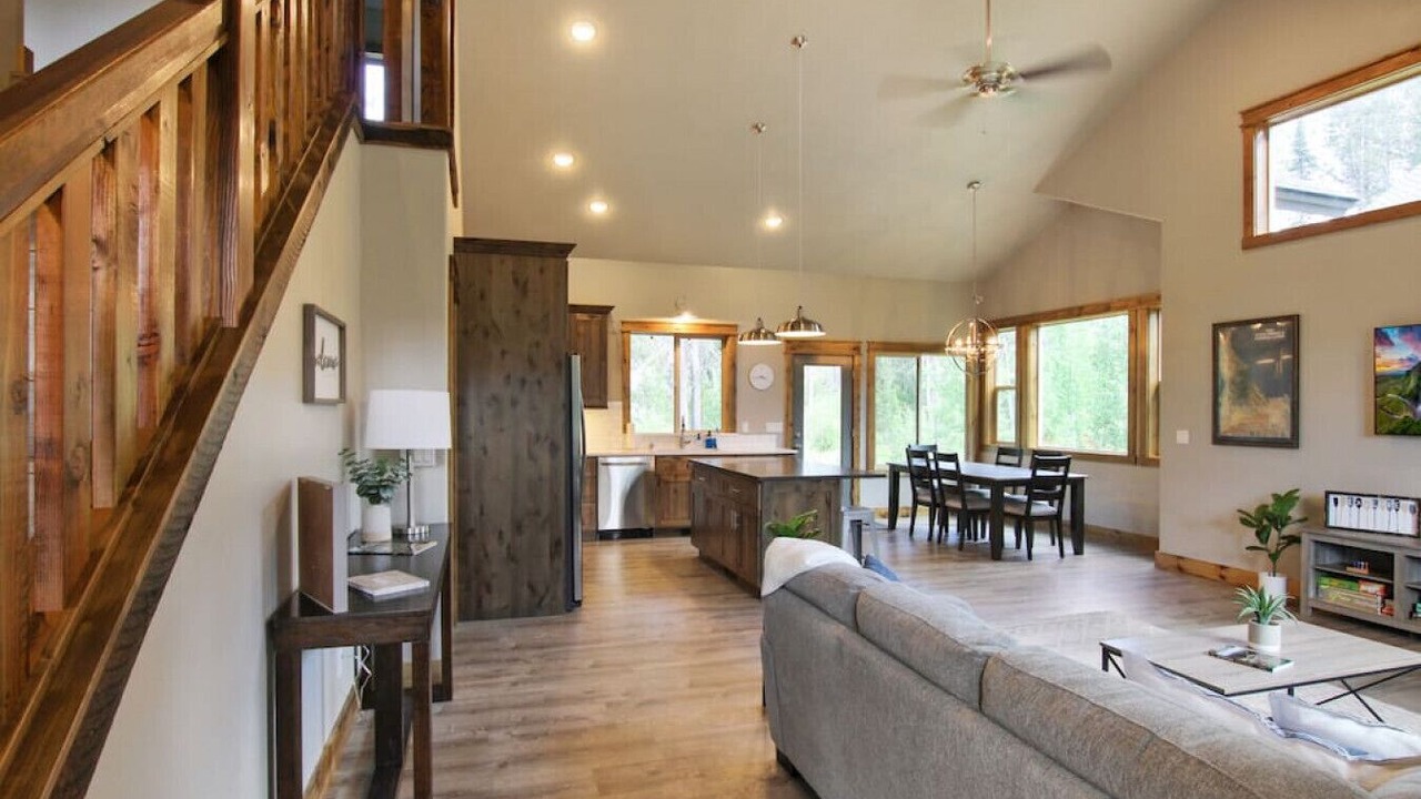 Photo of Livingroom in Donnelly