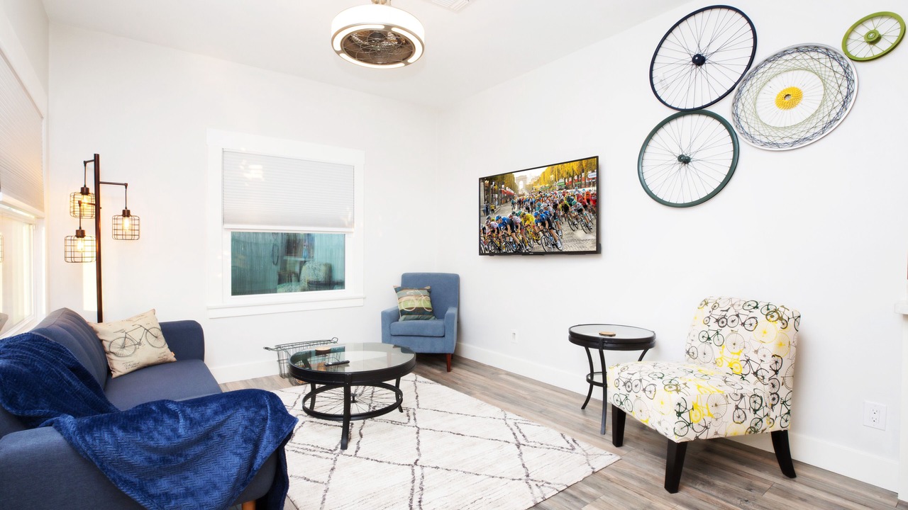 Photo of Livingroom in Garfield