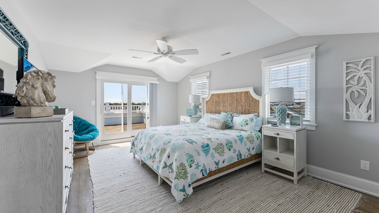 Photo of Bedroom in Avalon