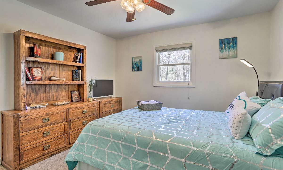Photo of Bedroom in Long Pond