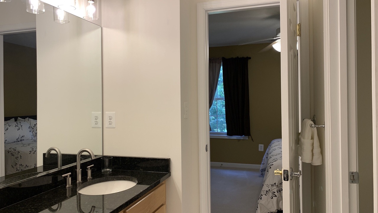 Photo of Bathroom in Edgewater