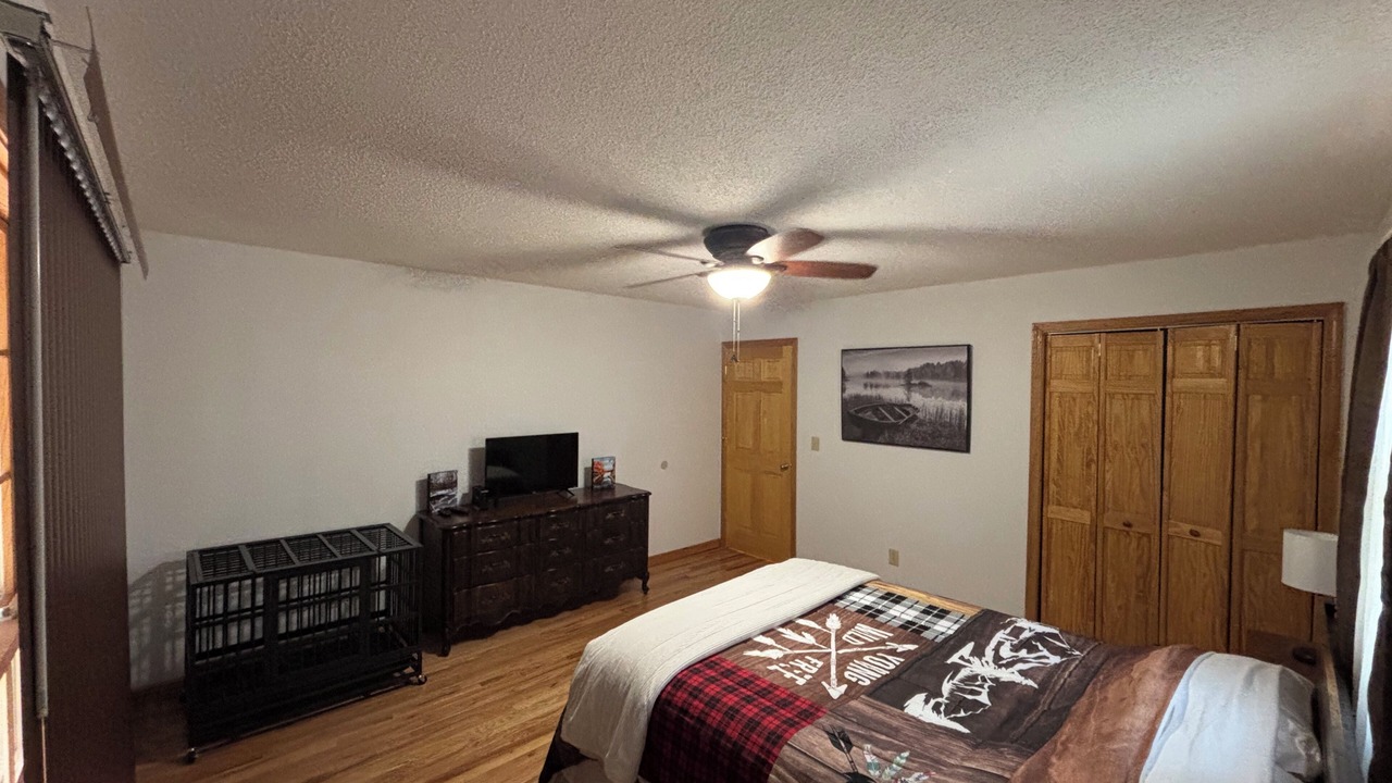 Photo of Bedroom in Mt Lookout