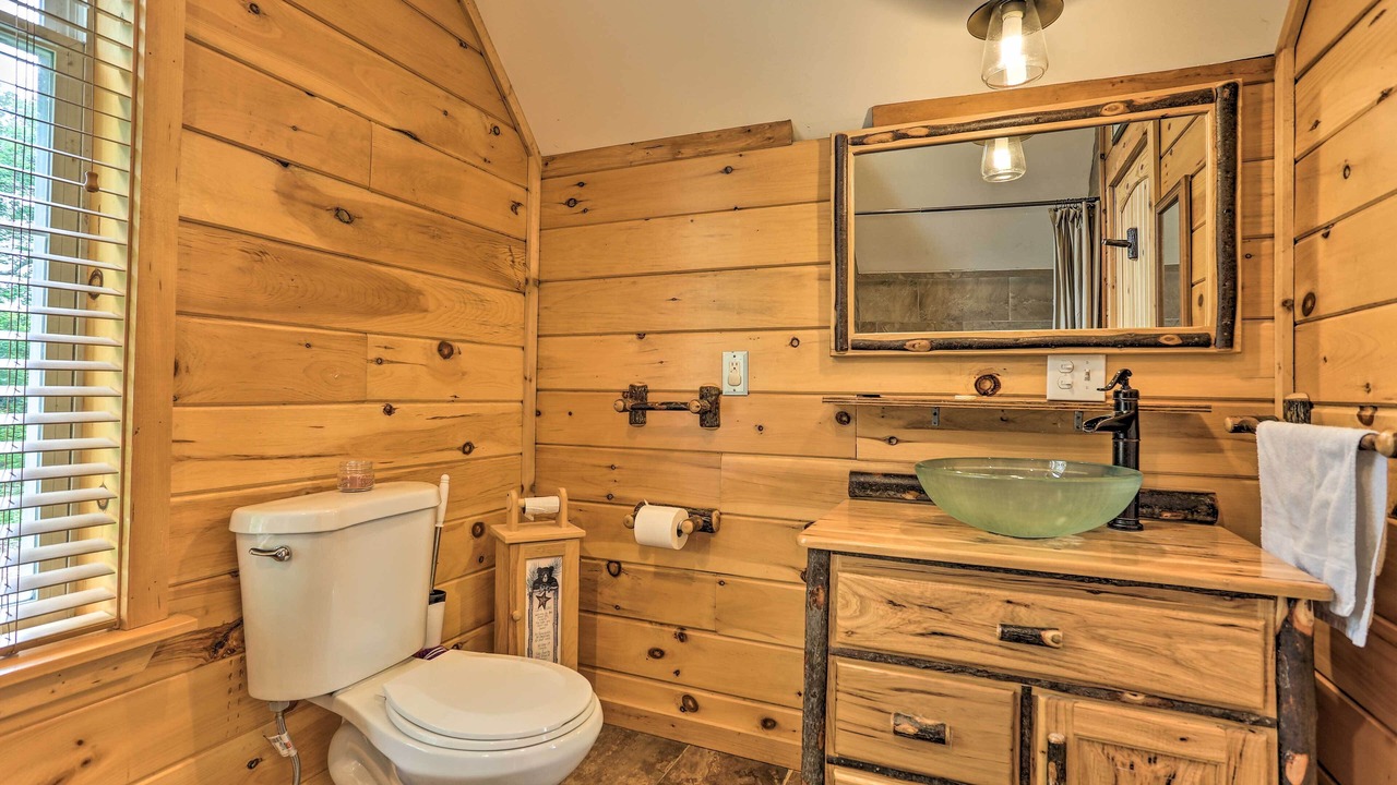 Photo of Bathroom in Blakely