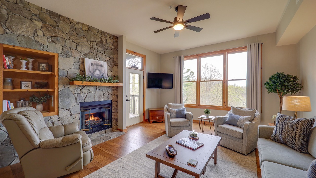 Photo of Bedroom in Mountain Air