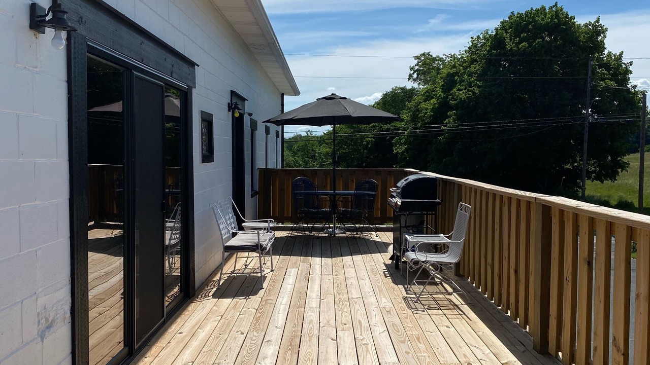 Photo of Outdoor in Newville
