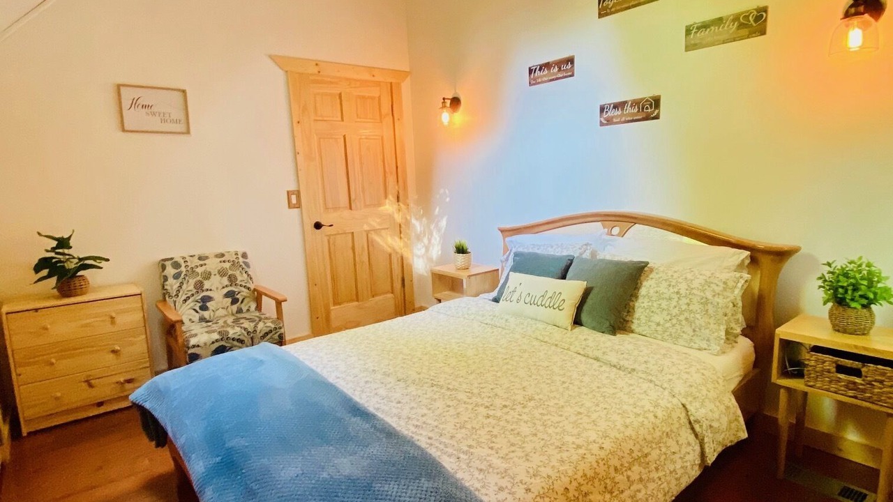 Photo of Bedroom in Hamlin