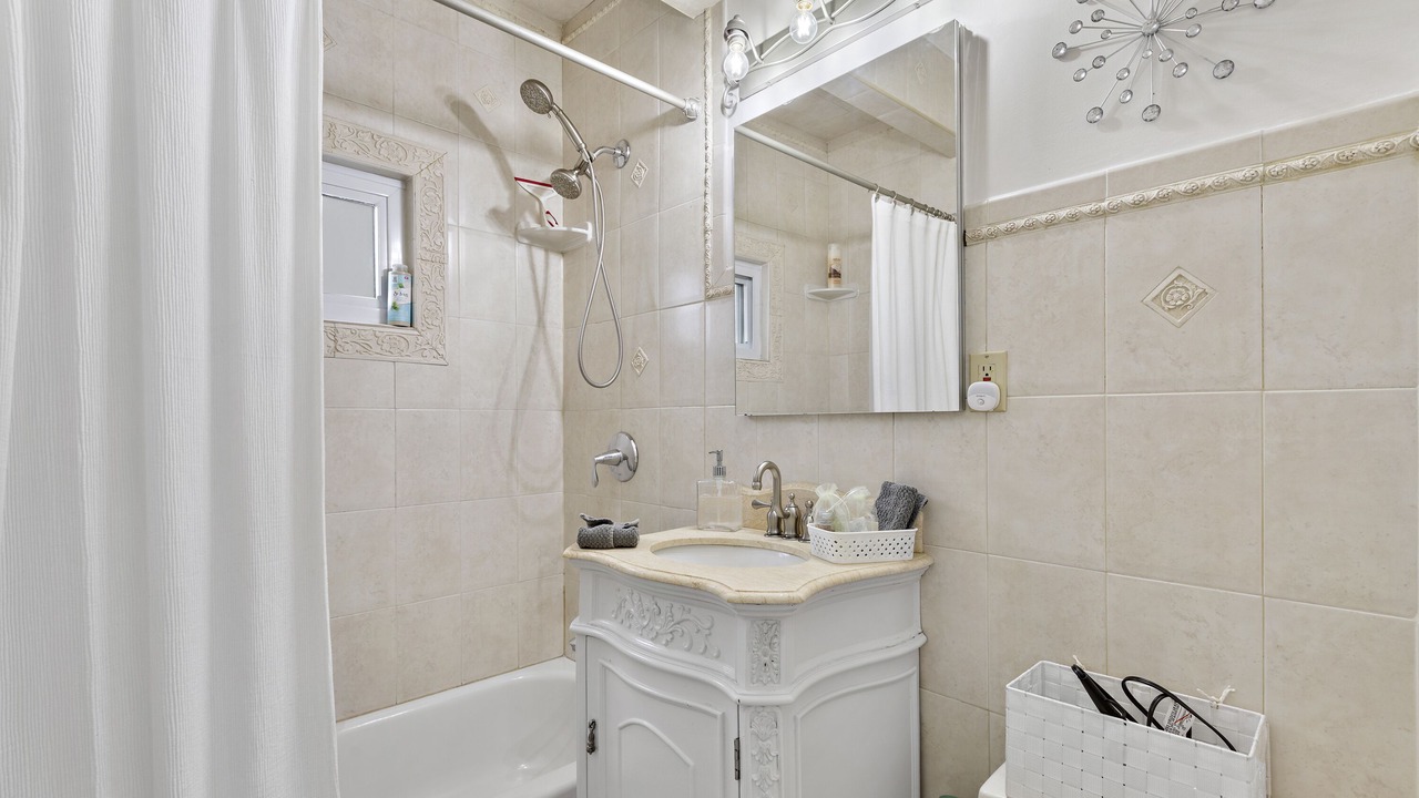 Photo of Bathroom in North Bergen
