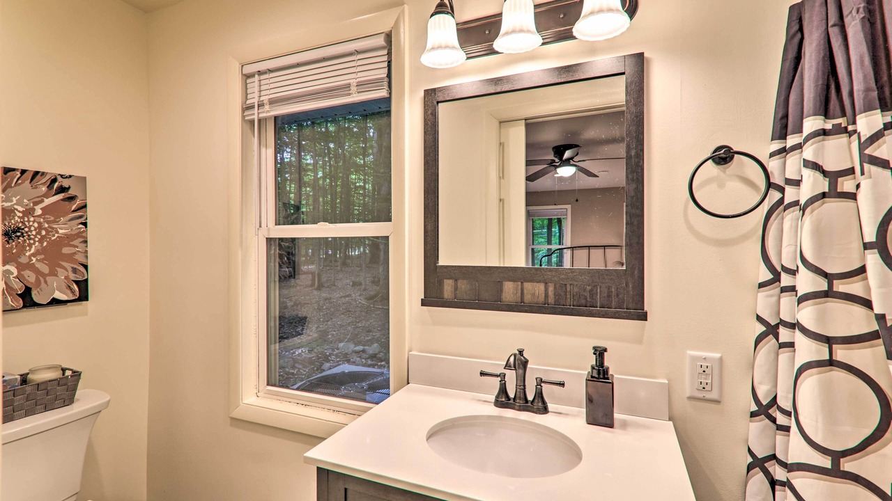 Photo of Bathroom in Locust Lake Village