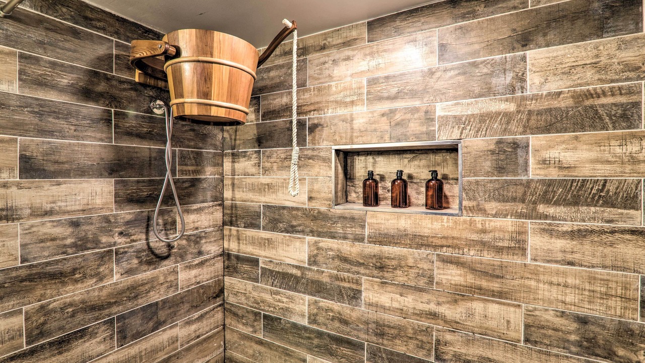 Photo of Bathroom in Locust Lake Village