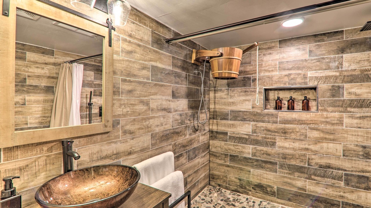 Photo of Bathroom in Locust Lake Village