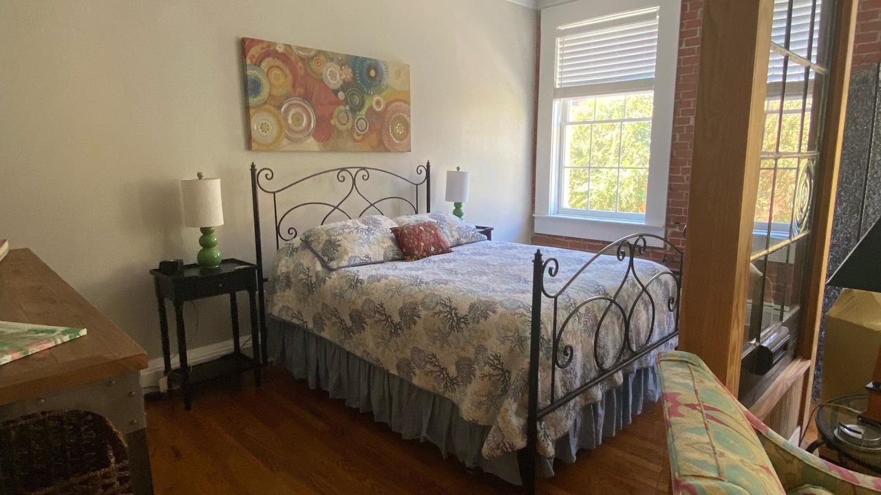 Photo of Bedroom in Greenville Downtown