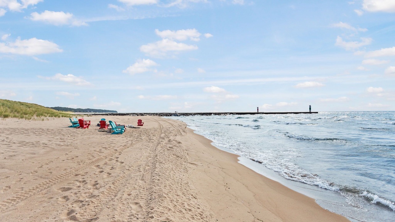 Photo of Others in Saugatuck