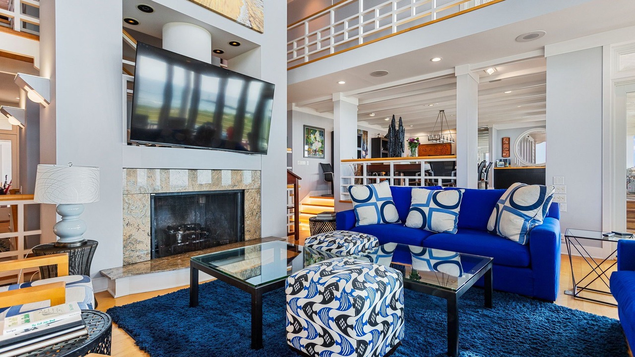 Photo of Livingroom in Saugatuck