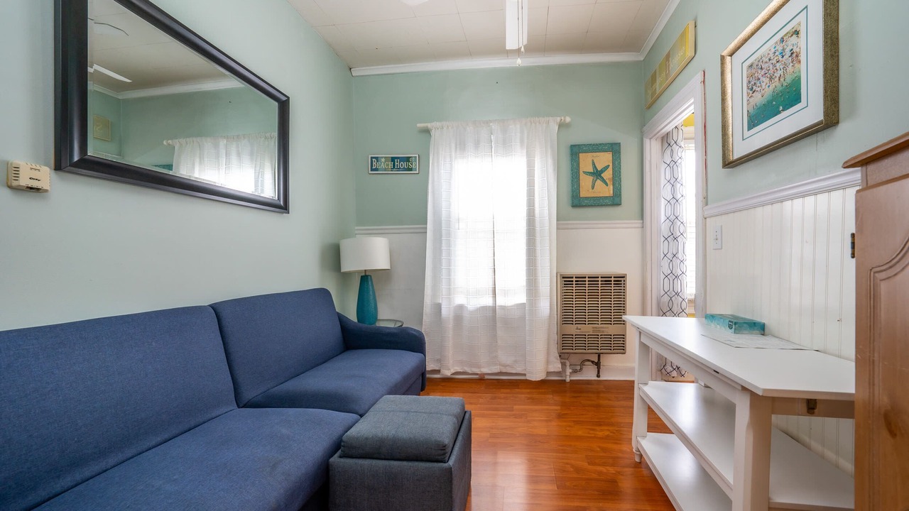 Photo of Livingroom in Ocean Grove