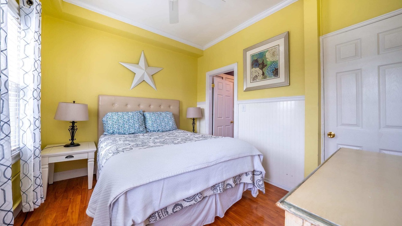 Photo of Bedroom in Ocean Grove