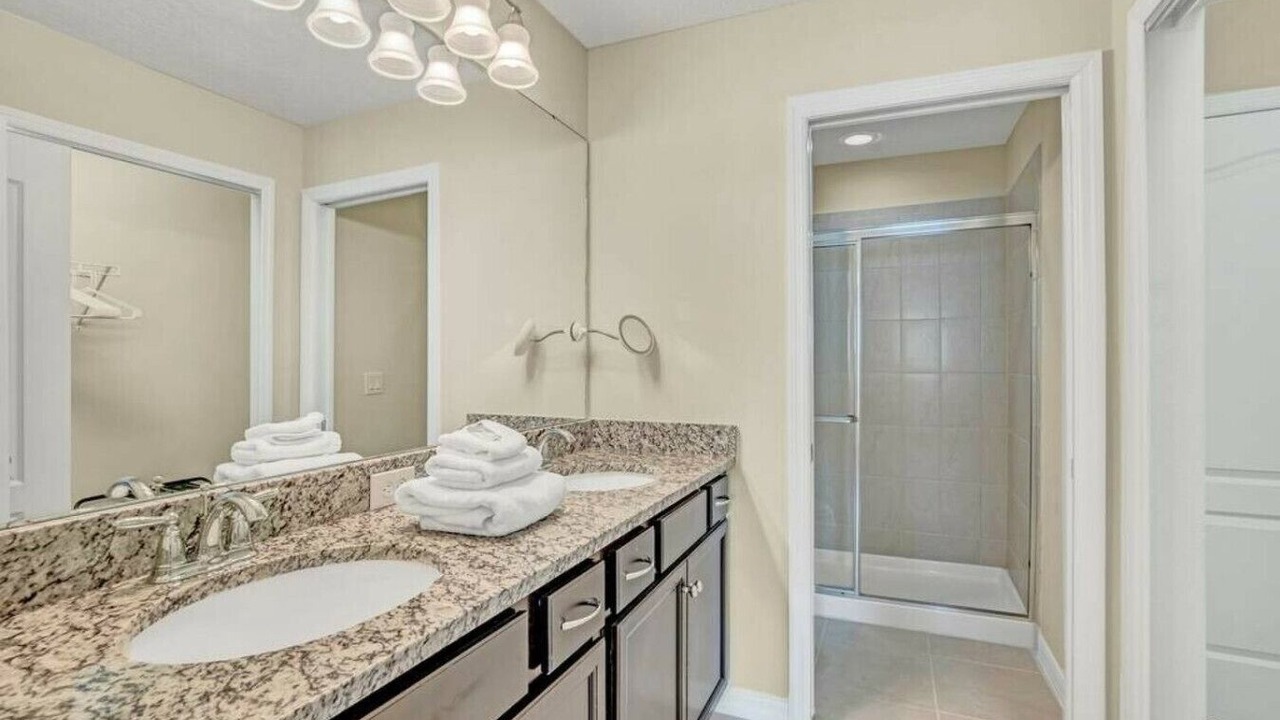 Photo of Bathroom in Four Corners