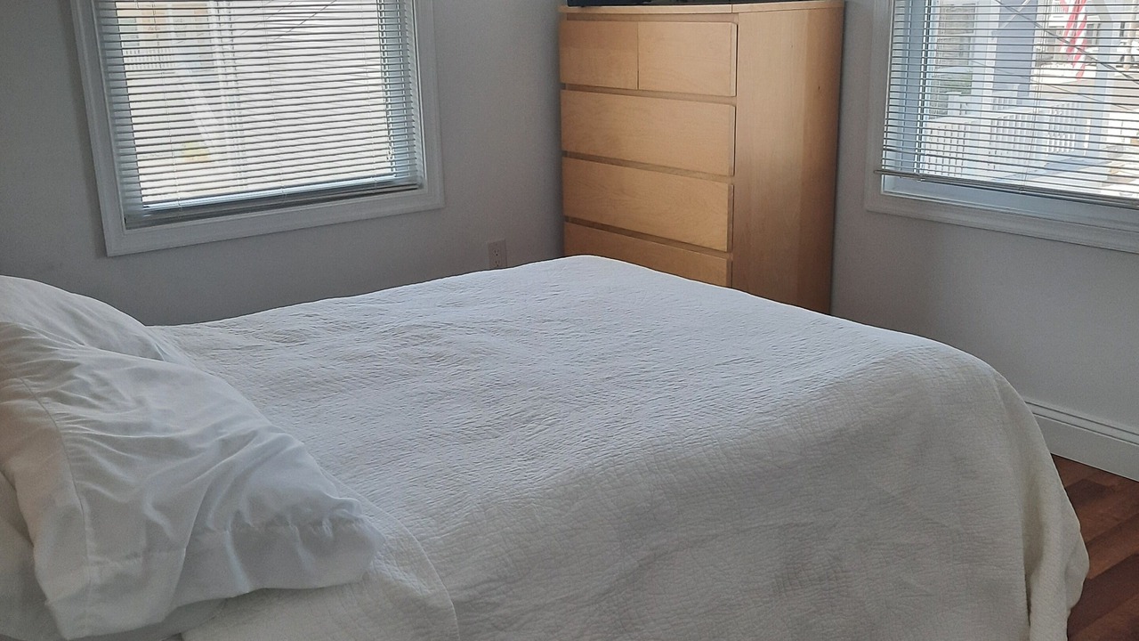 Photo of Bedroom in Seaside Heights