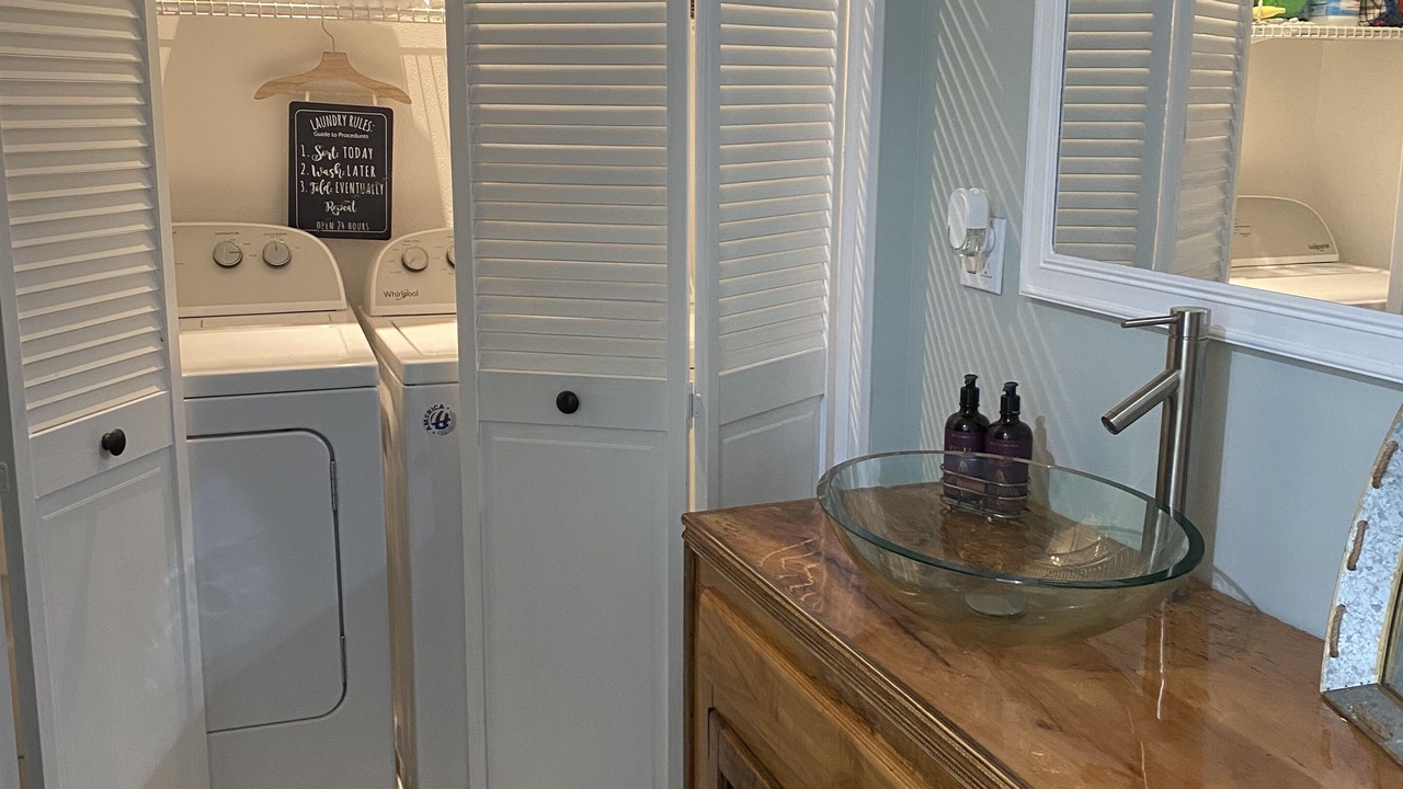 Photo of Bathroom in Conneaut