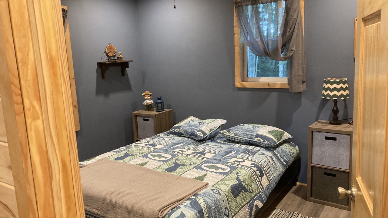 Photo of Bedroom in French Creek