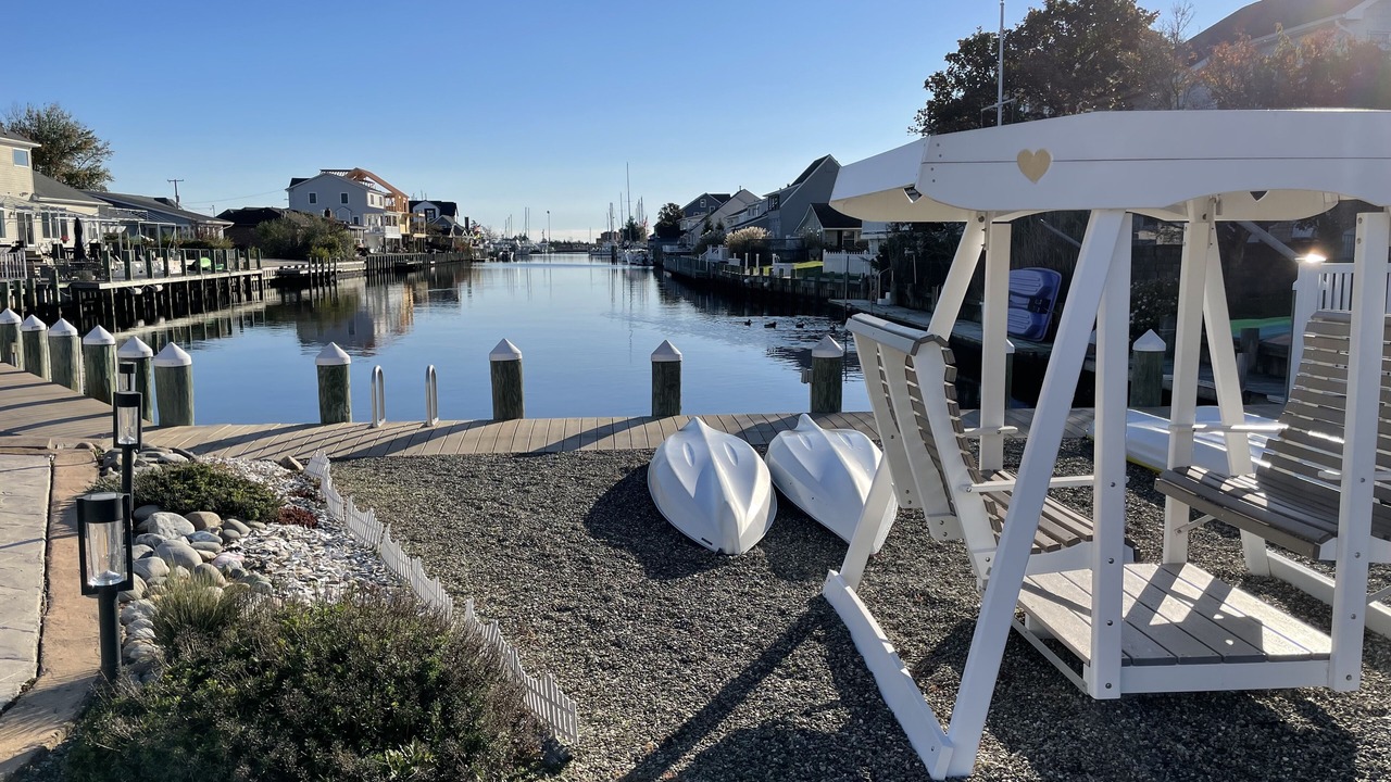 Photo of Others in Bayville